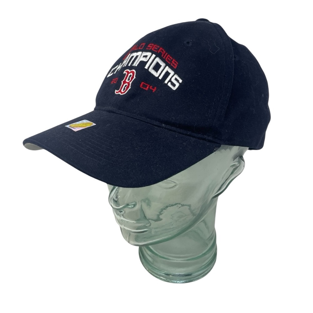 2004 Boston Red Sox Men’s/ Unisex Adjustable Embroidered Hook & Loop Hat